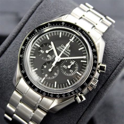 omega speedmaster moinwatch